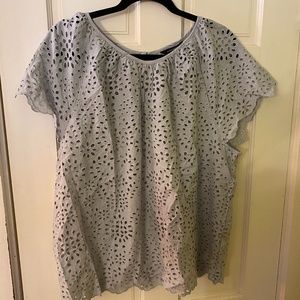 Banana Republic NWOT grey eyelet top women’s XL